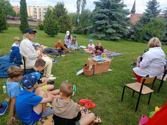 czytanie na polanie