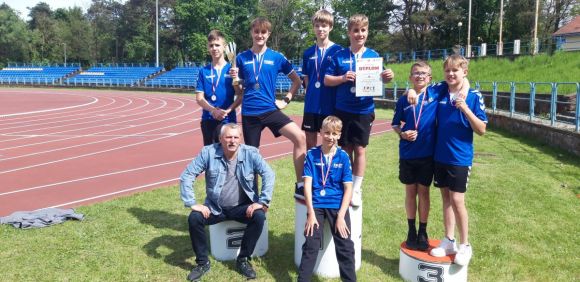 SUKCES W CZWÓRÓJBOJU LEKKOATLETYCZNYM CHŁOPCÓW