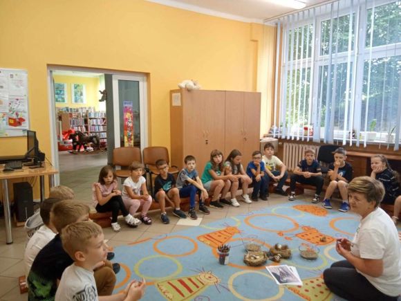 Na zajęciach przyrodniczych w Miejskiej Bibliotece Publicznej
