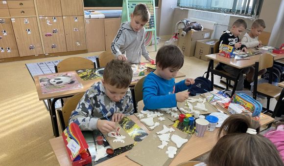 „Ciepło rodzinnych świąt. Spotkanie z magią domowych zwyczajów”