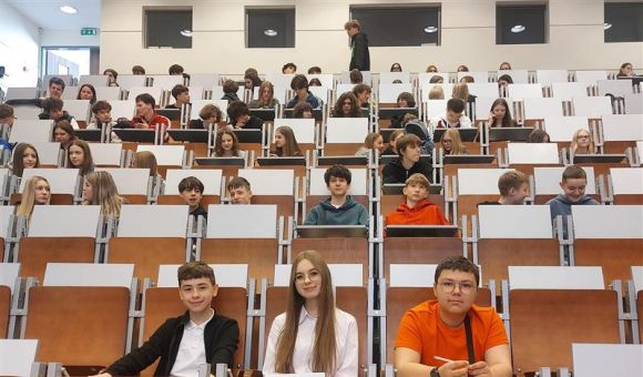 Dzień Geografa i Dzień Ziemi – edukacyjna wyprawa uczniów SP 33 w Kielcach