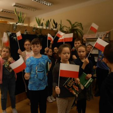 Lekcja patriotyzmu w bibliotece