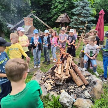 Wycieczka do zagrody edukacyjnej "Ostoja Dworska".