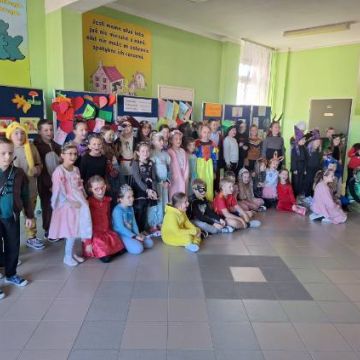 Szkolny Dzień Postaci z Bajek w klasach I-III