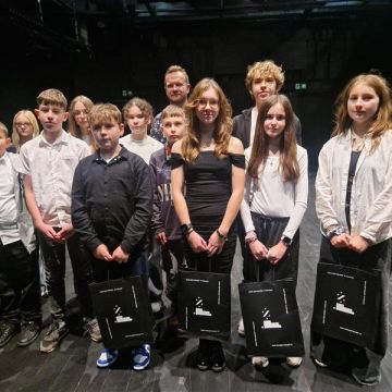Recytatorzy z SP 33 w Kielcach po raz kolejny na scenie Teatru im. S. Żeromskiego