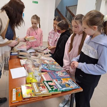 Walentynki z biblioteką