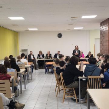 Wybieram zawód i ścieżkę edukacyjną – spotkanie z przedstawicielami   Sądu Okręgowego w Kielcach