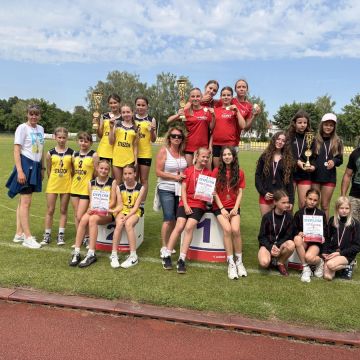MISTRZYNIE WOJEWÓDZTWA W CZWÓRBOJU LEKKOATLETYCZNYM DZIEWCZĄT